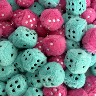 毛绒骰子玩具钥匙扣包配件挂饰品男女同款卡通可爱挂件潮cleanfit