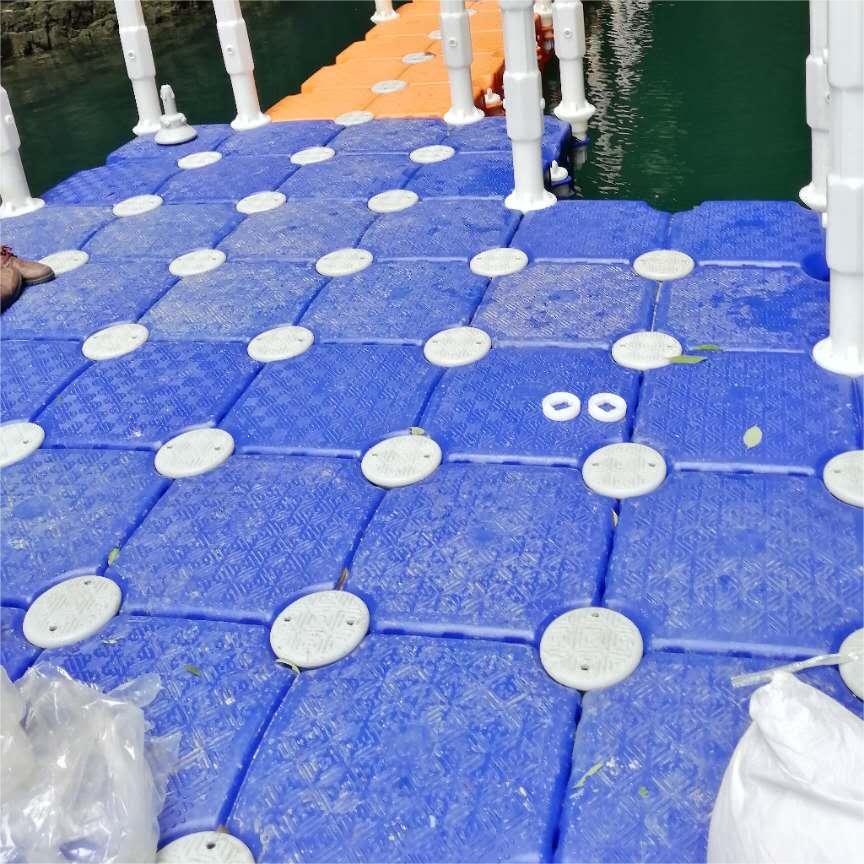 塑料浮筒码头水上栈道乐园游泳池搭建平台鱼排网箱养殖摩托艇泊位