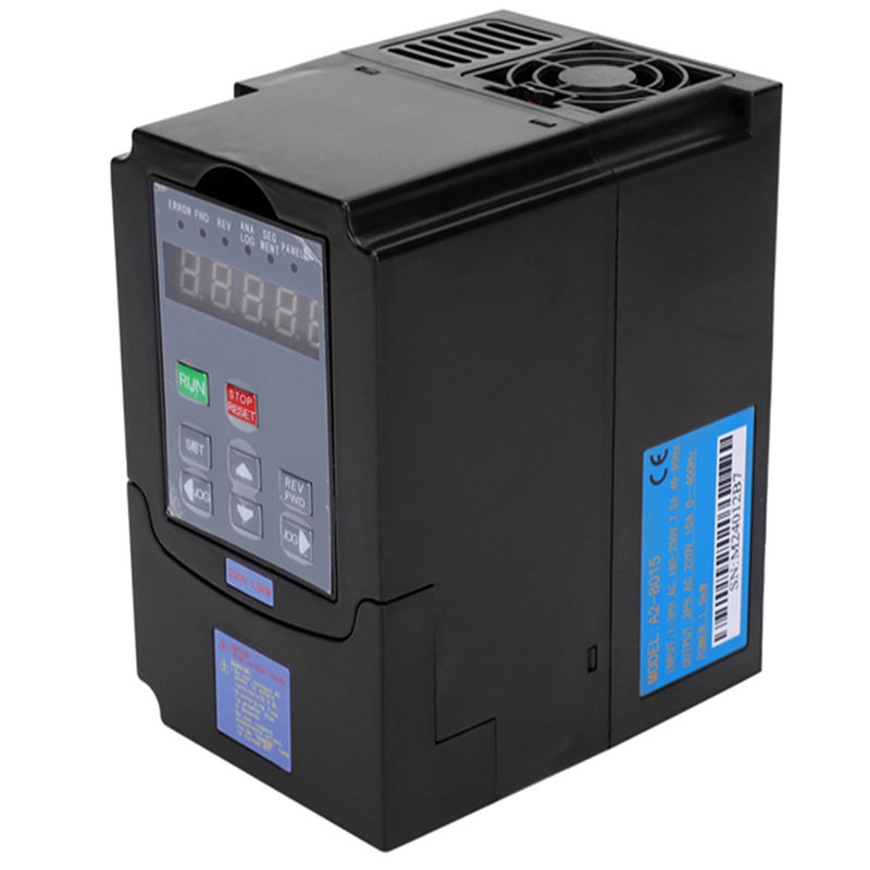 A2-8015单相三相交流180-250V转三相220V变频器风机电机1.5KW调速
