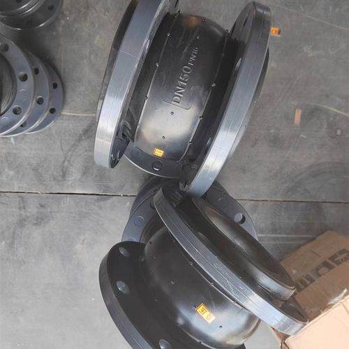 PVC-U法兰橡胶软接头可曲挠膨胀节PVC阀门管道软连接减震器避震喉