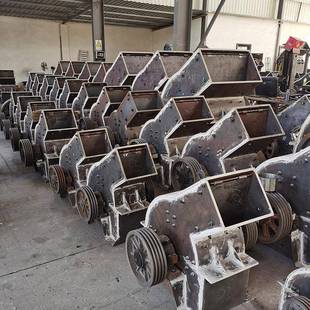 移动石头型碎机小玻璃石子砖头YPN水泥块建筑垃圾粉碎机锤碎式破