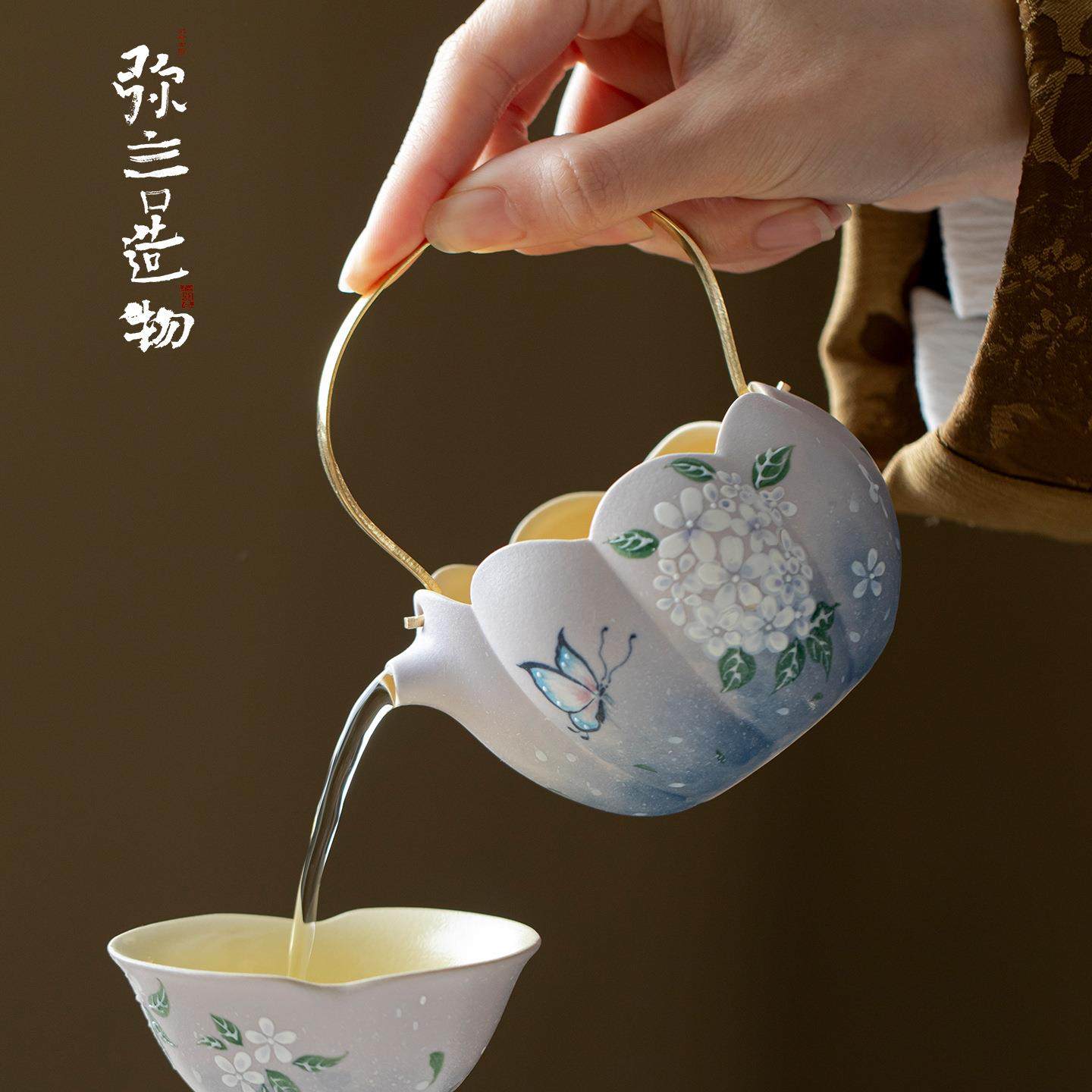 浔东手绘绣球陶瓷公道杯创意提梁分茶器手工花口均杯匀杯茶道配件,餐饮具,公道杯,淘宝优惠券,粉丝福利购,淘宝优惠卷