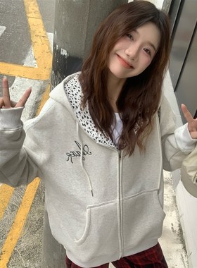 AGXS秋冬花灰色撞色拼接爱心拉链帽衫宽松休闲加绒连帽开衫卫衣女