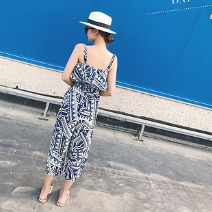 高级感一字肩背带碎花雪纺阔腿连体连衣裤女夏季新款女装沙滩套装