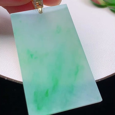 缅甸翡翠无事牌镶金玉吊坠天然玉