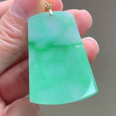 缅甸翡翠无事牌镶金玉吊坠天然玉