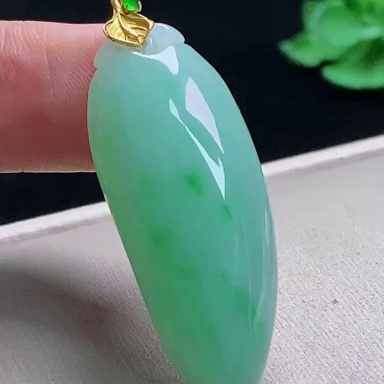 缅甸翡翠福瓜镶金玉吊坠天然玉石A货18K金镶嵌冰种飘绿收藏1114
