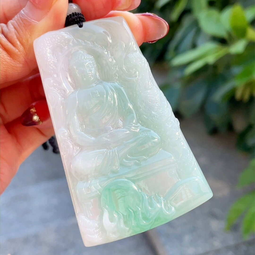 缅甸翡翠大日如来玉吊坠天然玉石A货冰种飘绿飘绿花收藏礼物0528