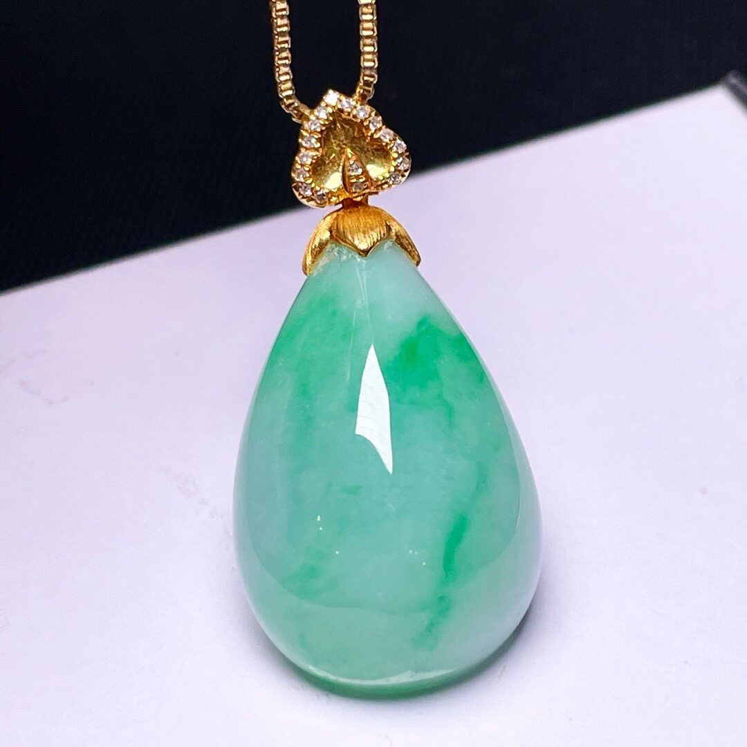缅甸翡翠水滴镶金玉吊坠天然玉石A货18K金镶嵌冰糯种飘绿正品0223