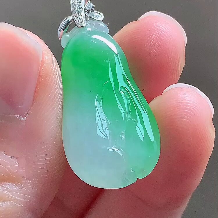 缅甸翡翠佛手镶金玉吊坠天然玉石A货18K金镶嵌冰种阳绿新款0307