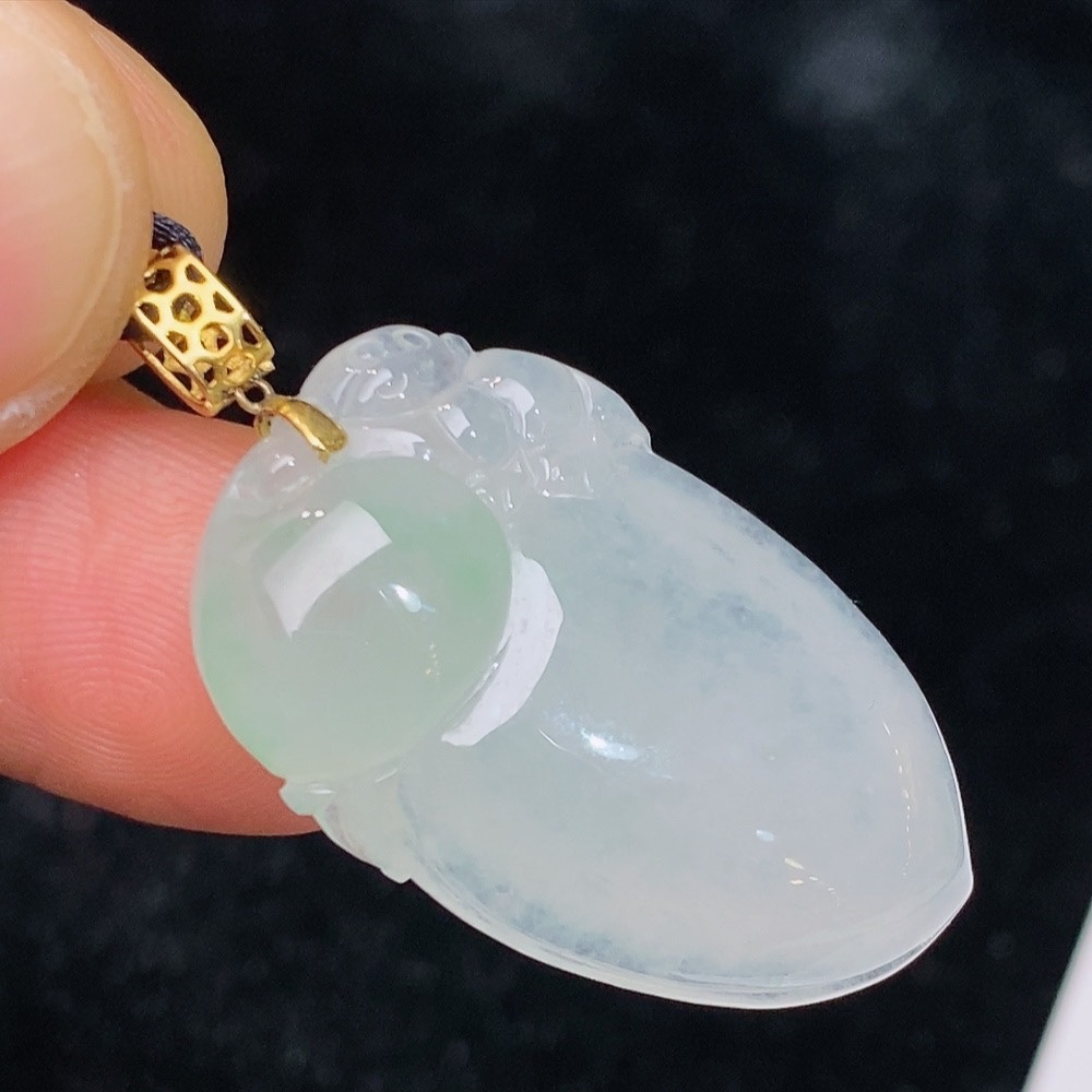 缅甸翡翠镶金玉吊坠天然玉石A货