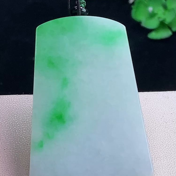 缅甸翡翠无事牌玉吊坠天然玉石A货冰种飘绿正品新款证书高档0113,珠宝/钻石/翡翠,颈饰,淘宝优惠券,粉丝福利购,淘宝优惠卷