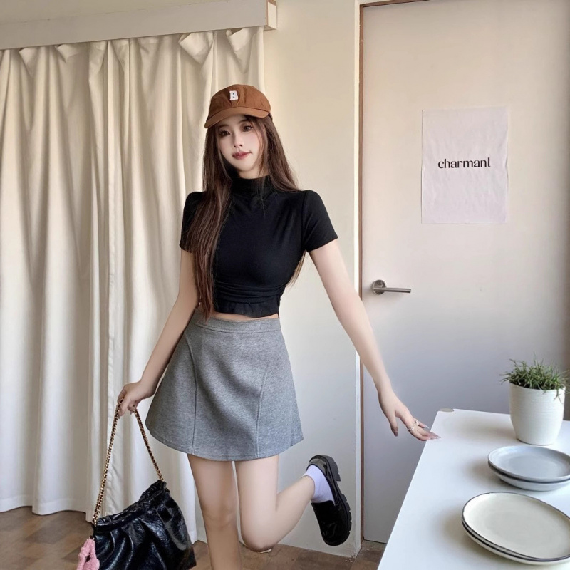 灰色显瘦A字运动短裙2