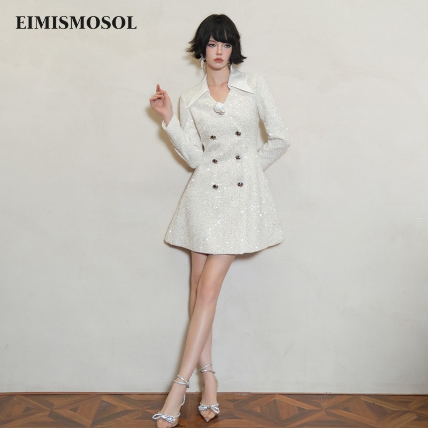 Eimismosol2026秋季新款珠片双排扣白色小香风女短修身长袖连衣裙图片