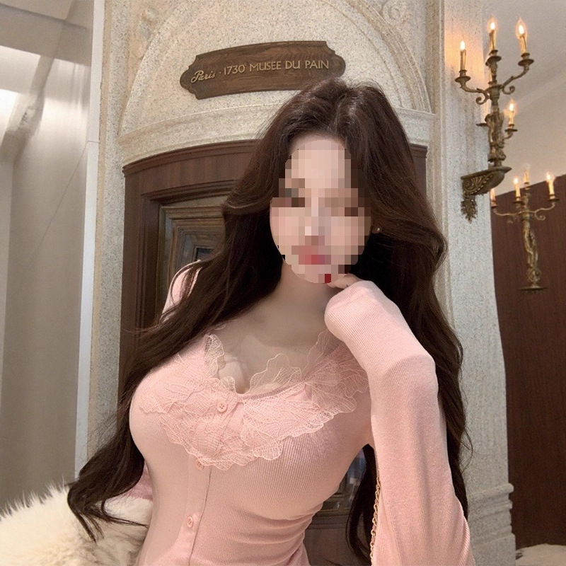 慕斯打底衫温柔风感蕾丝拼接T恤V领收腰上衣白色粉色黑色长袖2025