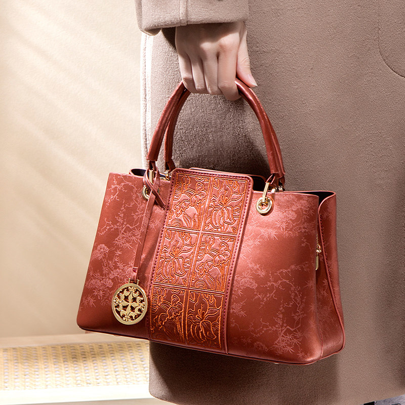 2025新款新中式国风红色单肩包婚包女款妈妈手提包大容量喜婆婆包