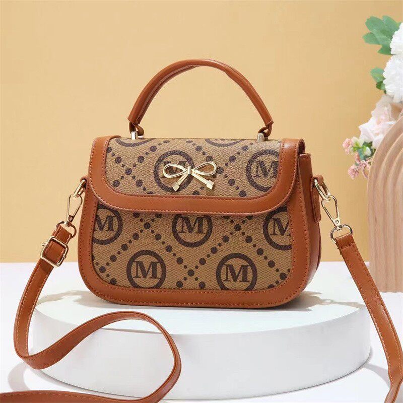 2025新款时尚手提包韩版百搭单肩斜挎包女精致高级感中年妈妈背包