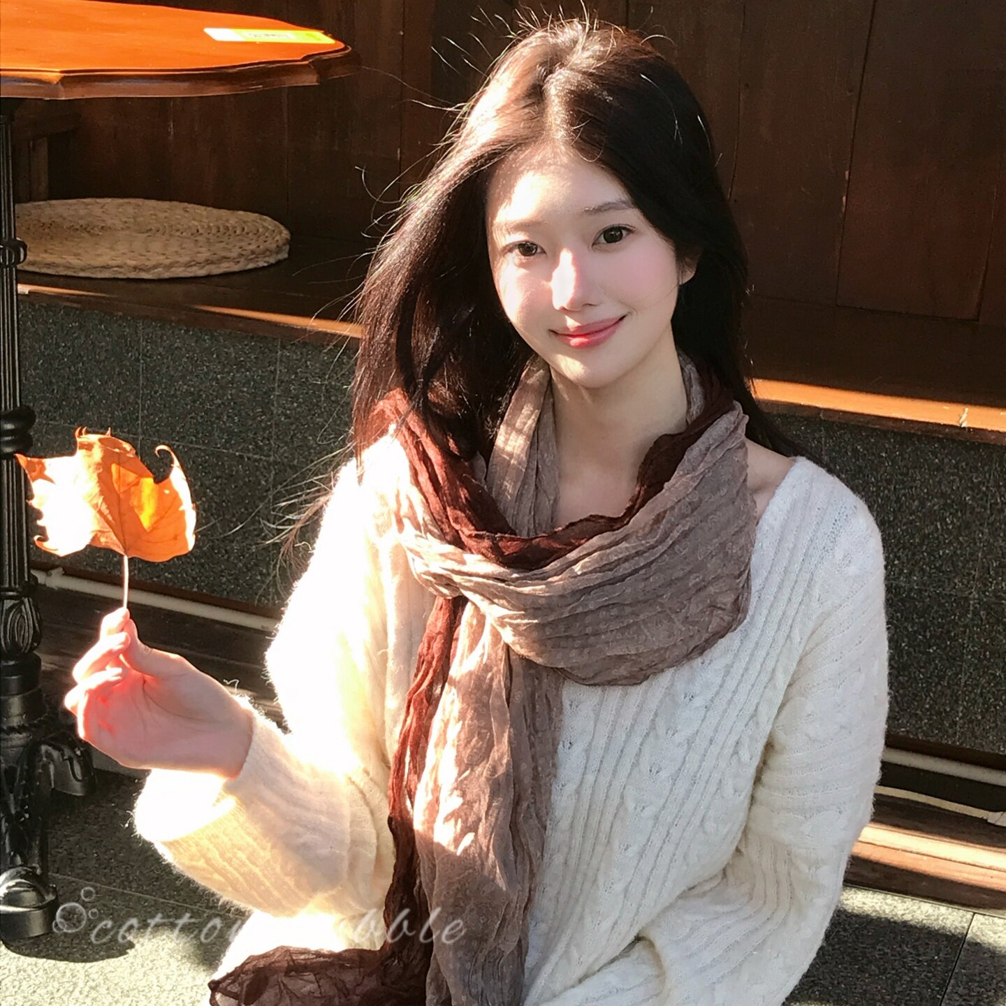 棕咖色围巾秋冬氛围感复古文艺风