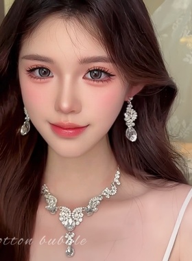 闪耀千金银色水滴流苏项链夸张