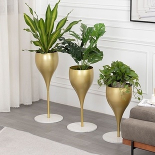 北欧轻奢花架子客厅花盆架落地网红阳台室内铁艺简约装 饰架置物架