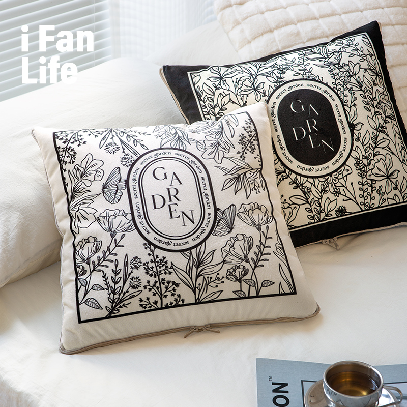 范店黑白印象抱枕被子两用加厚午睡枕头被空调靠枕折叠毯子二合一