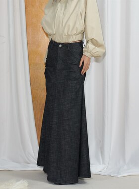 AXIS OF 复古设计感褶皱气质蓝色长款牛仔裙女夏季修身黑色半身裙