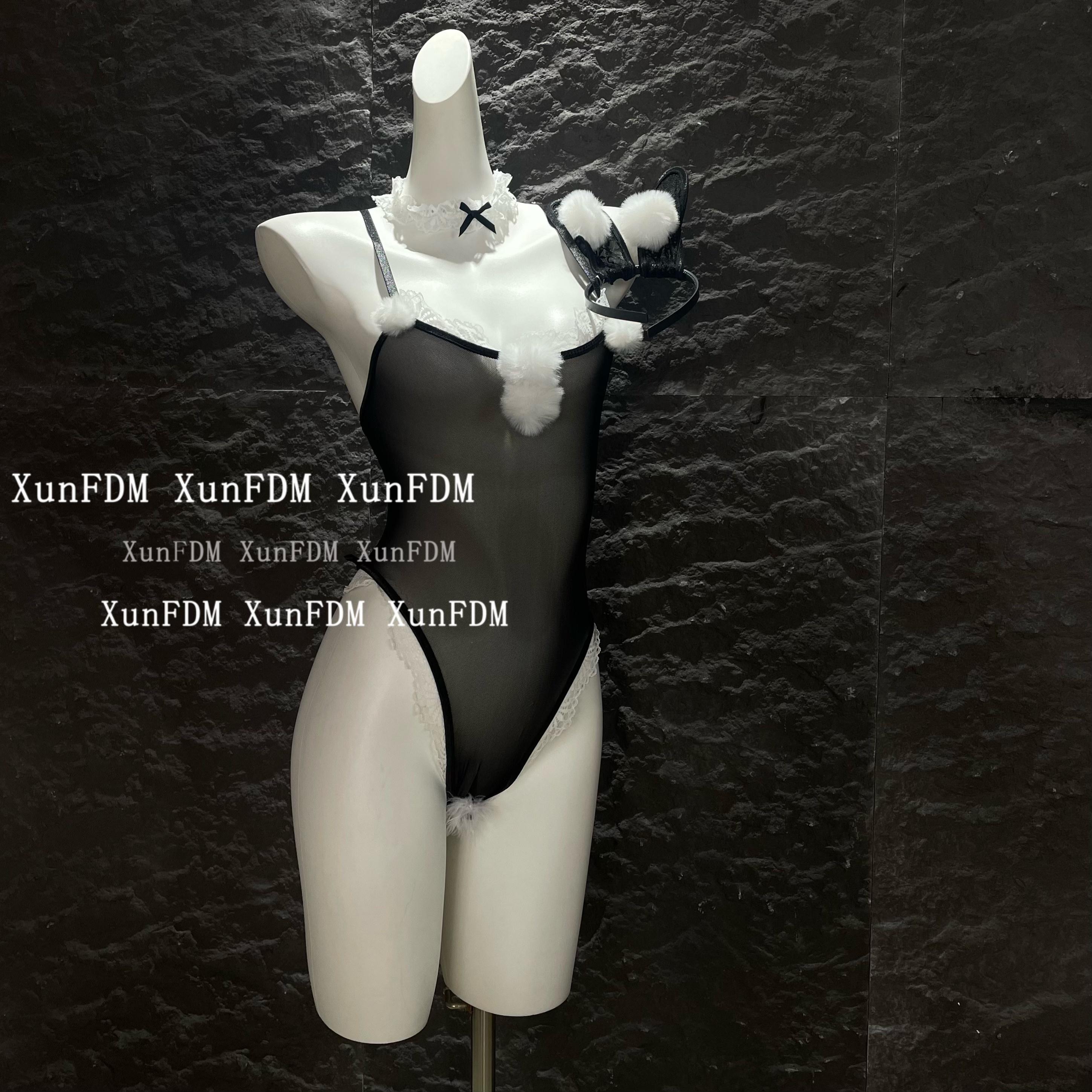 驯服的猫 「禁忌欲兔」性感火辣甜美透视网纱兔女郎套装