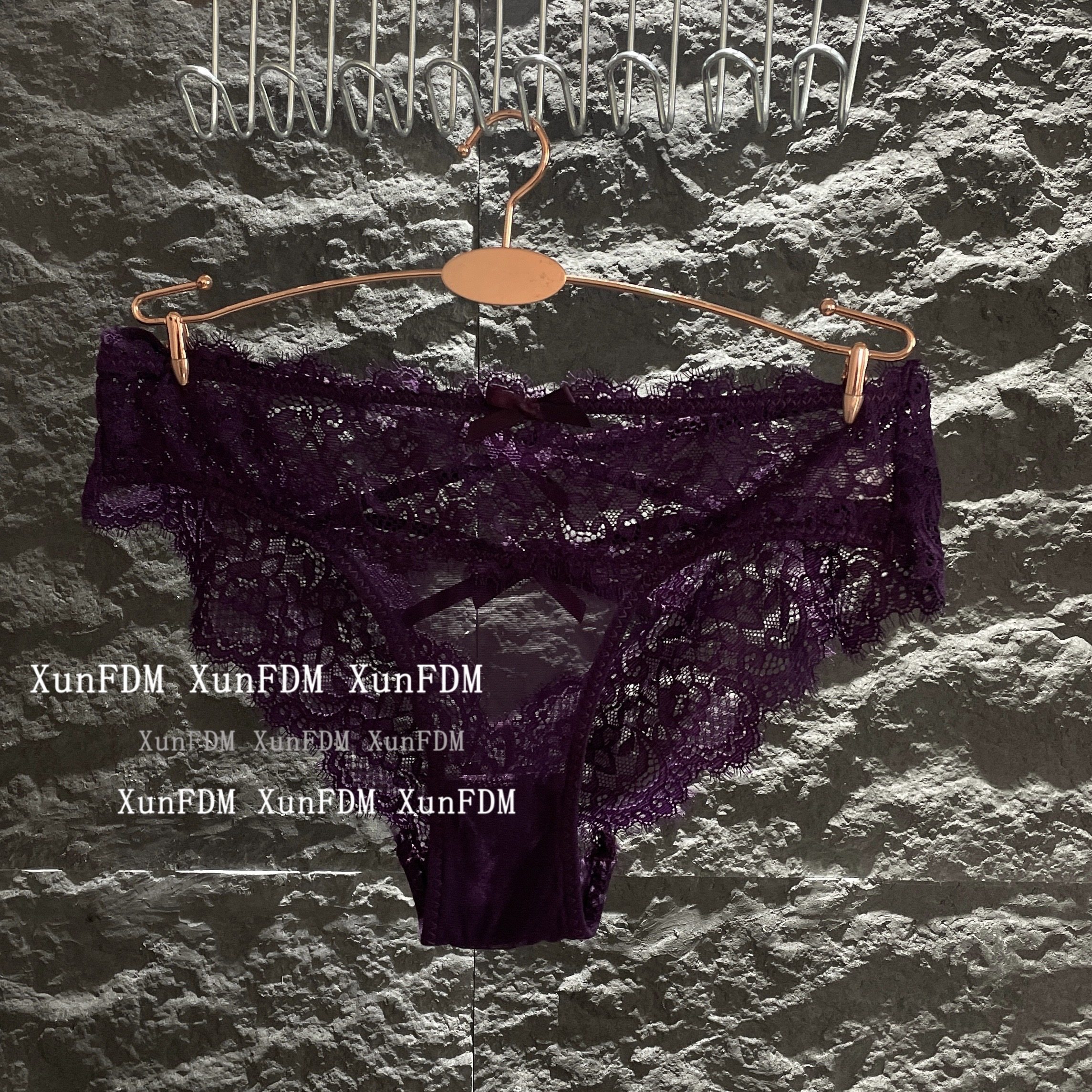 驯服的猫 「交叉蜜桃」性感法式蕾丝蝴蝶结低腰镂空少女三角裤头,女士内衣/男士内衣/家居服,女三角裤,淘宝优惠券,粉丝福利购,淘宝优惠卷