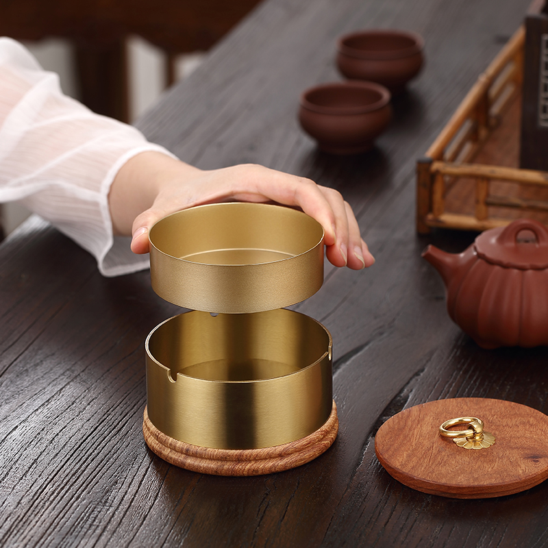 纯铜烟灰缸客厅家用创意个性花梨木实木带盖烟灰缸防飞灰黄铜