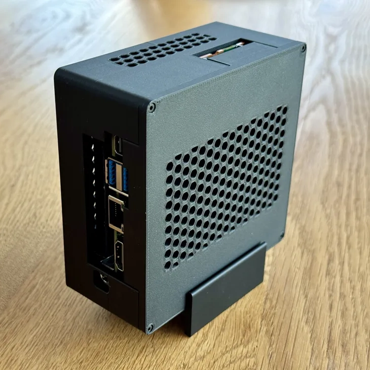 DIY英特尔intelNUC6迷你主机外壳