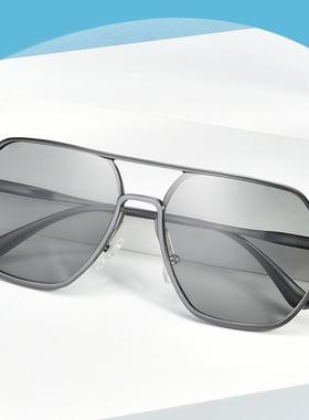 太阳眼镜专用镜开车墨镜偏t光潮日夜两用男变色男士司机驾驶新款