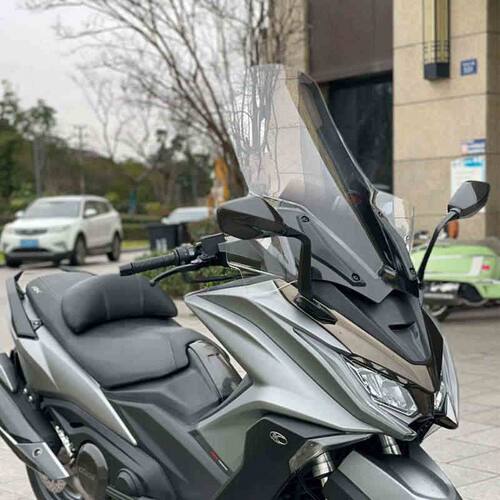 适用光阳AK550风挡改装挡风配件前挡加高加宽护手风挡挡雨板护胸