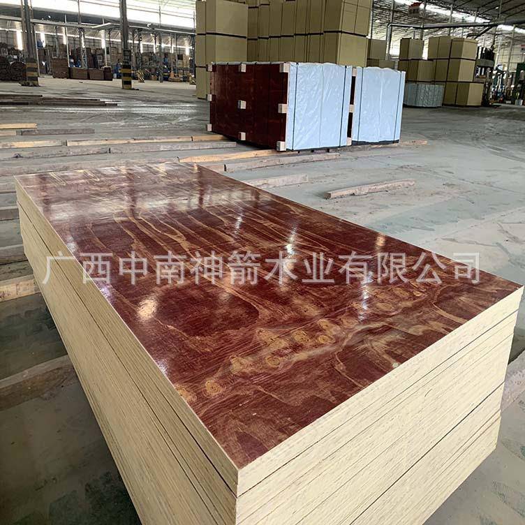 红色建筑模板房建用15mm 木模板表面平整光滑易脱膜