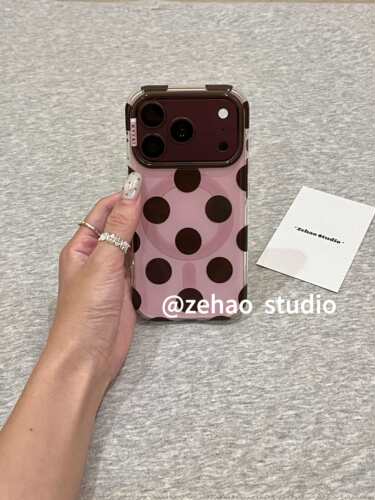 U2 简约粉底棕色大波点适用与苹果18promax双层iphone17磁吸16手机壳
