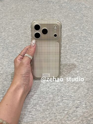 U2 透黄清新方格适用于苹果17promax新款小众手机壳iphone16pro个性防摔保护套15pro清新简约