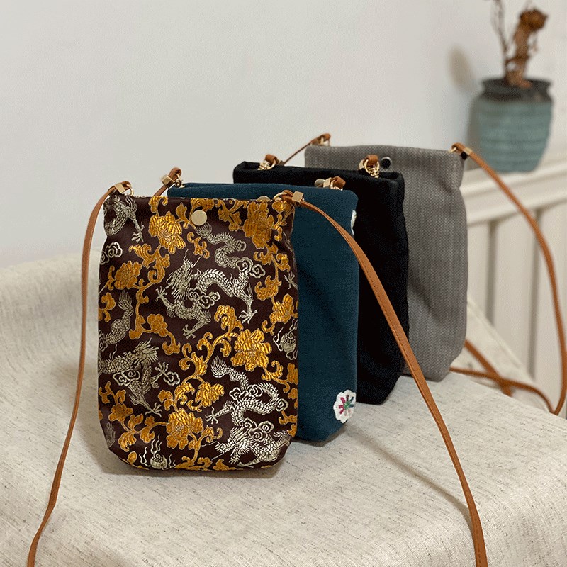 庸庸文艺棉麻手机包女斜挎帆布包袋迷你日系夏竖款轻便单肩水桶包