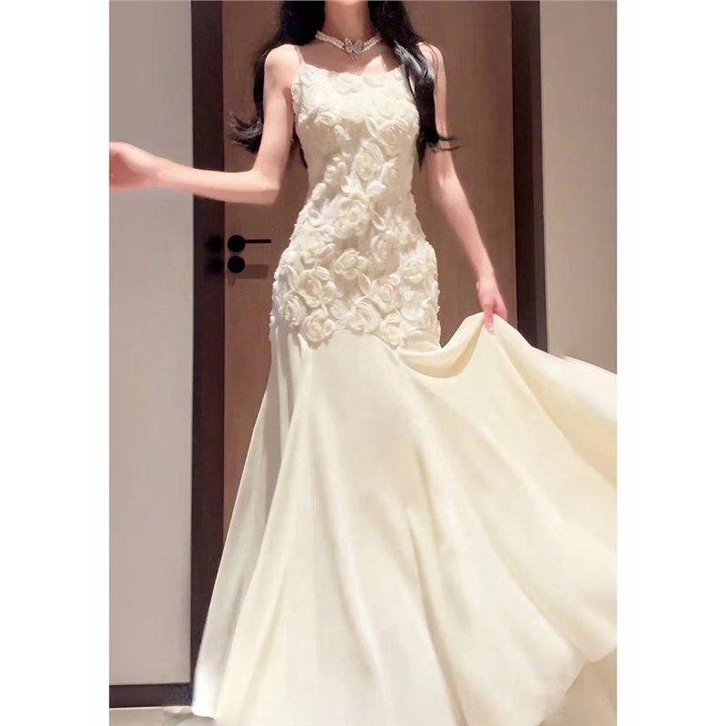 高端轻奢法式高级感小众轻婚纱晨袍女新娘结婚订婚领证礼服连衣裙