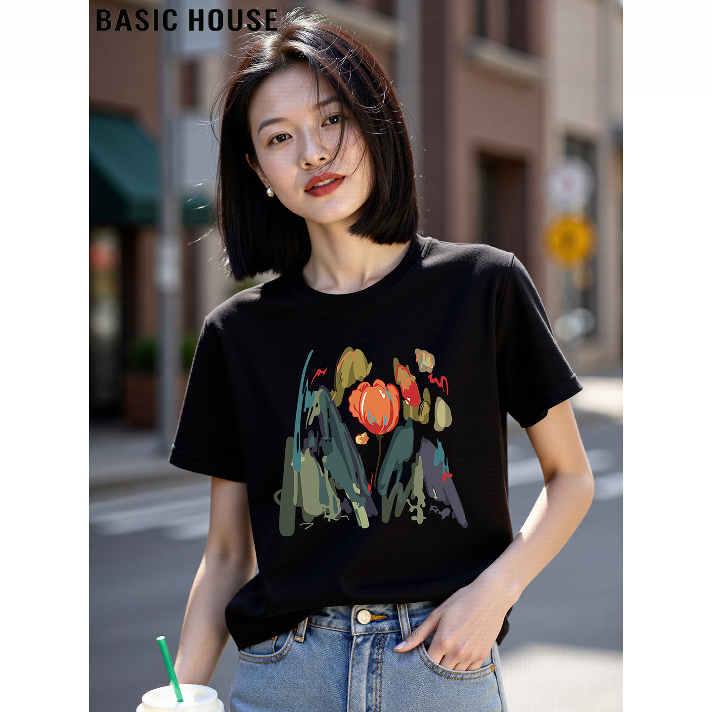 Basic House/百家好绘画花朵印花短袖T恤女夏季宽松黑色纯棉上衣