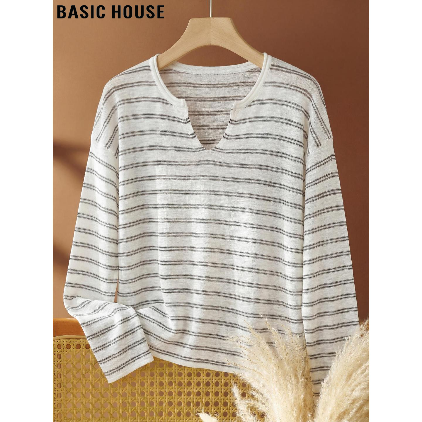 Basic House/百家好复古条纹V领正肩长袖罩衫T恤女夏季超好看上衣