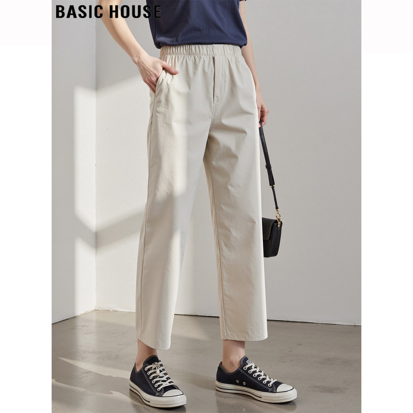 Basic House/百家好米白色九分工装裤女夏季新款休闲高腰直筒裤子