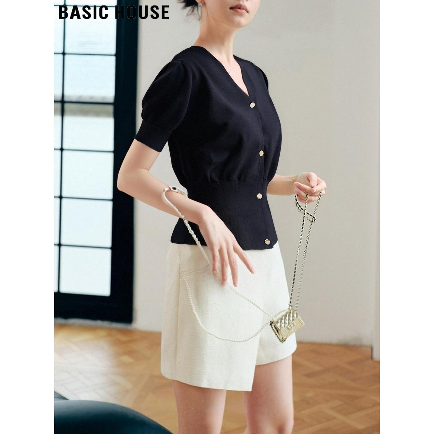 Basic House/百家好黑色冰丝针织短袖T恤女夏薄款V领收腰短款上衣