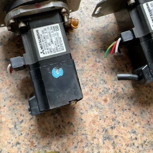 三菱机器人电机HC-KFS23E1BK-S18HC-