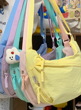 多巴胺包包女款斜挎包2025新款高颜值轻便帆布包大容量女生单肩包