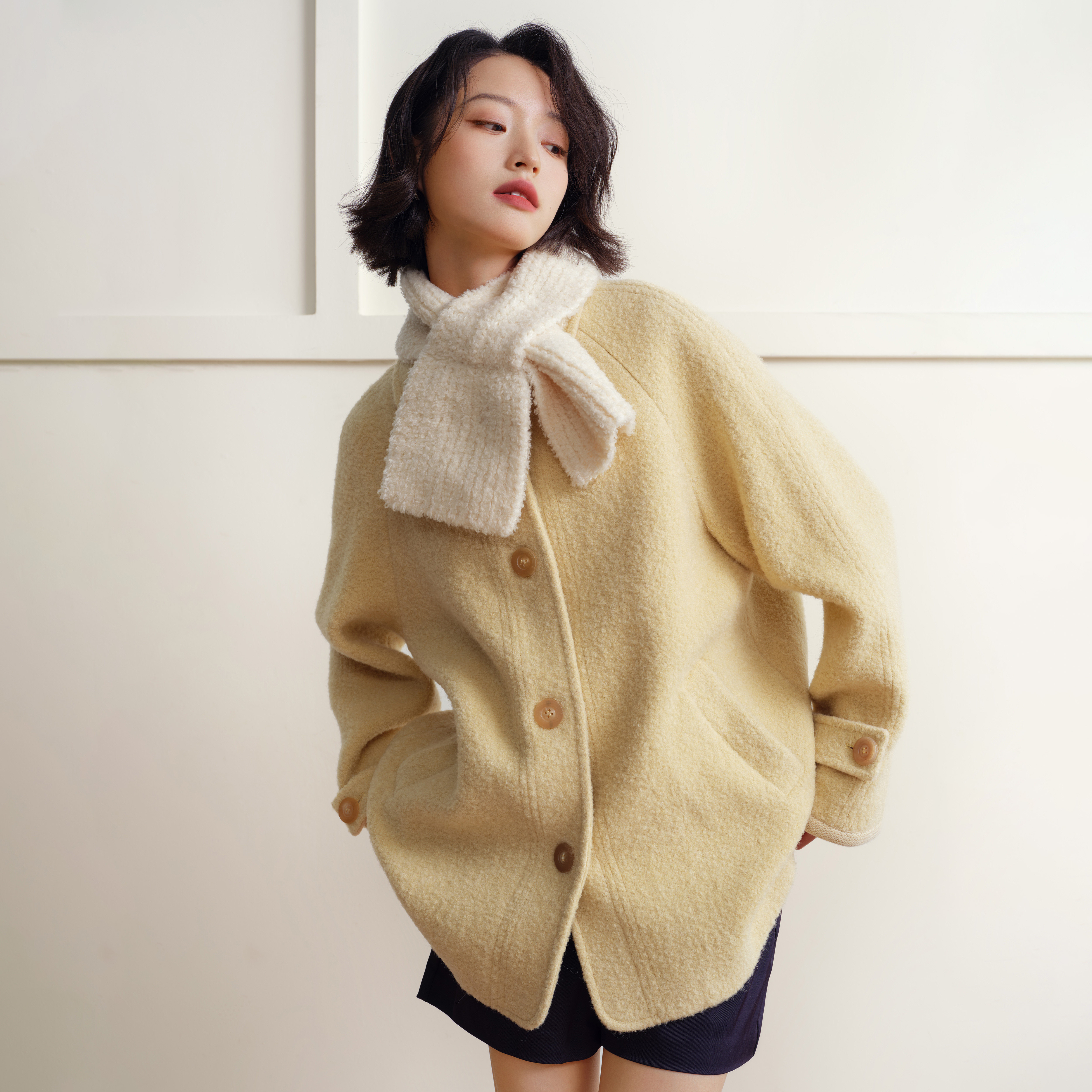 UFFIE于绘 圈圈呢翻领单排扣大衣