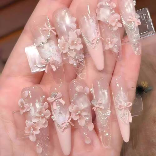 纯手工蝴蝶爆闪女童穿戴甲