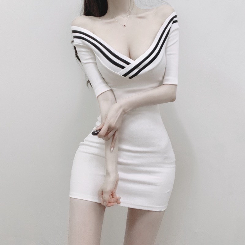韩国东大门新款值得入手女人味性感紧身条纹V领低胸包臀连衣裙女