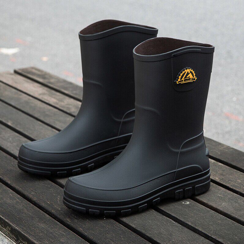 雨鞋时尚男款防水鞋防滑雨靴中筒四季新款胶鞋套脚成人干活专用鞋
