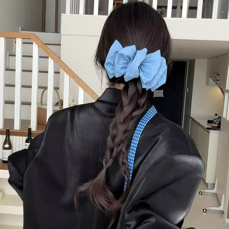 后脑勺浅蓝色牛仔泡泡鸭嘴夹超仙
