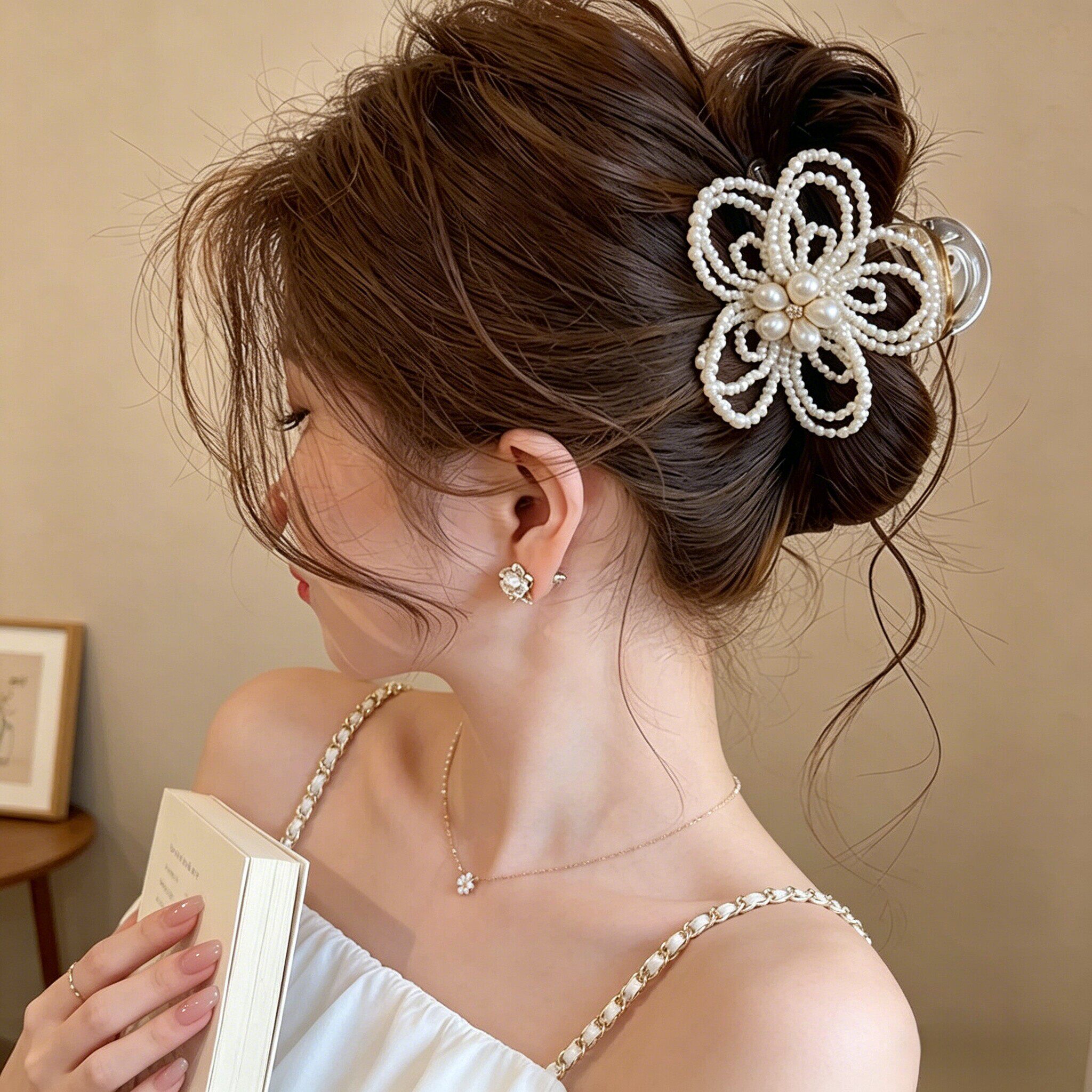 韩系精致手工珍珠花朵抓夹高级氛围感盘发后脑勺鲨鱼夹发卡头发饰