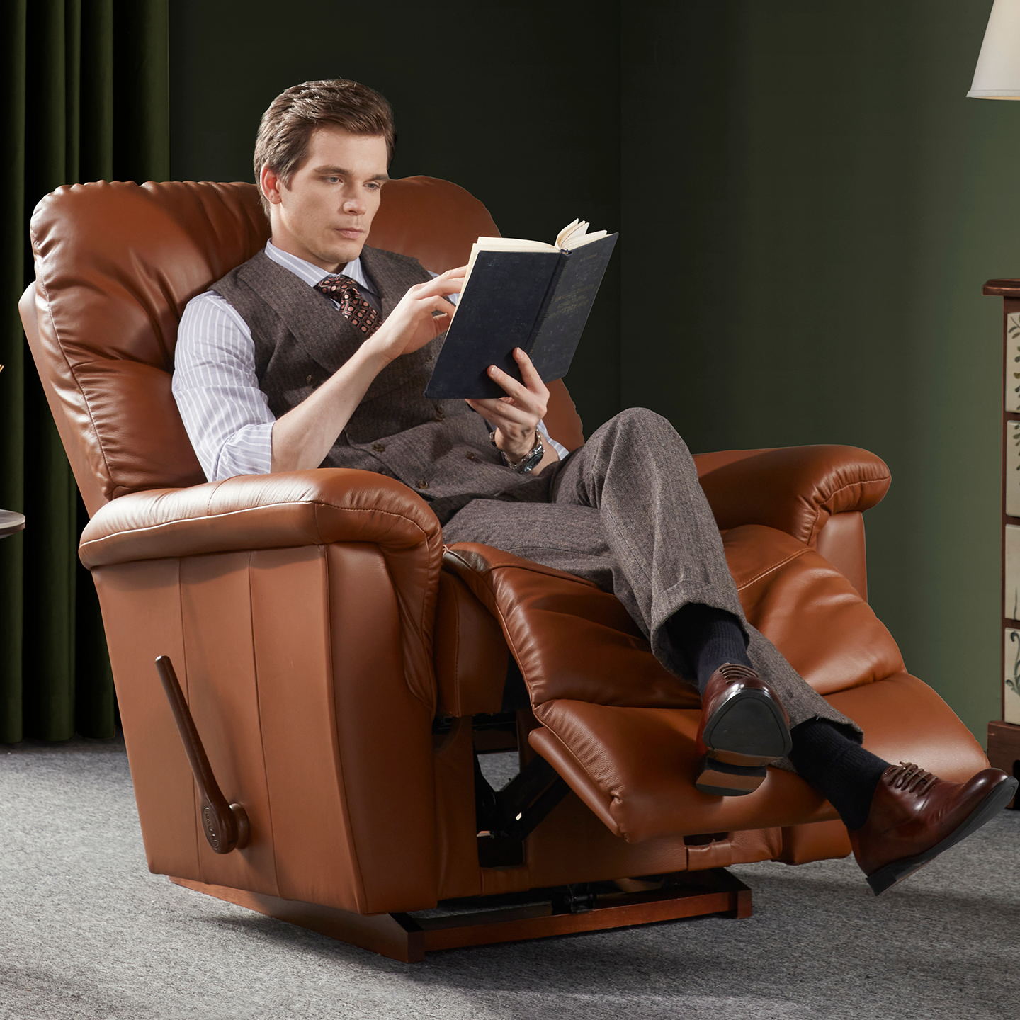 LAZBOY乐至宝高端别墅现代简约真皮单人功能沙发自由古巴LZL.521